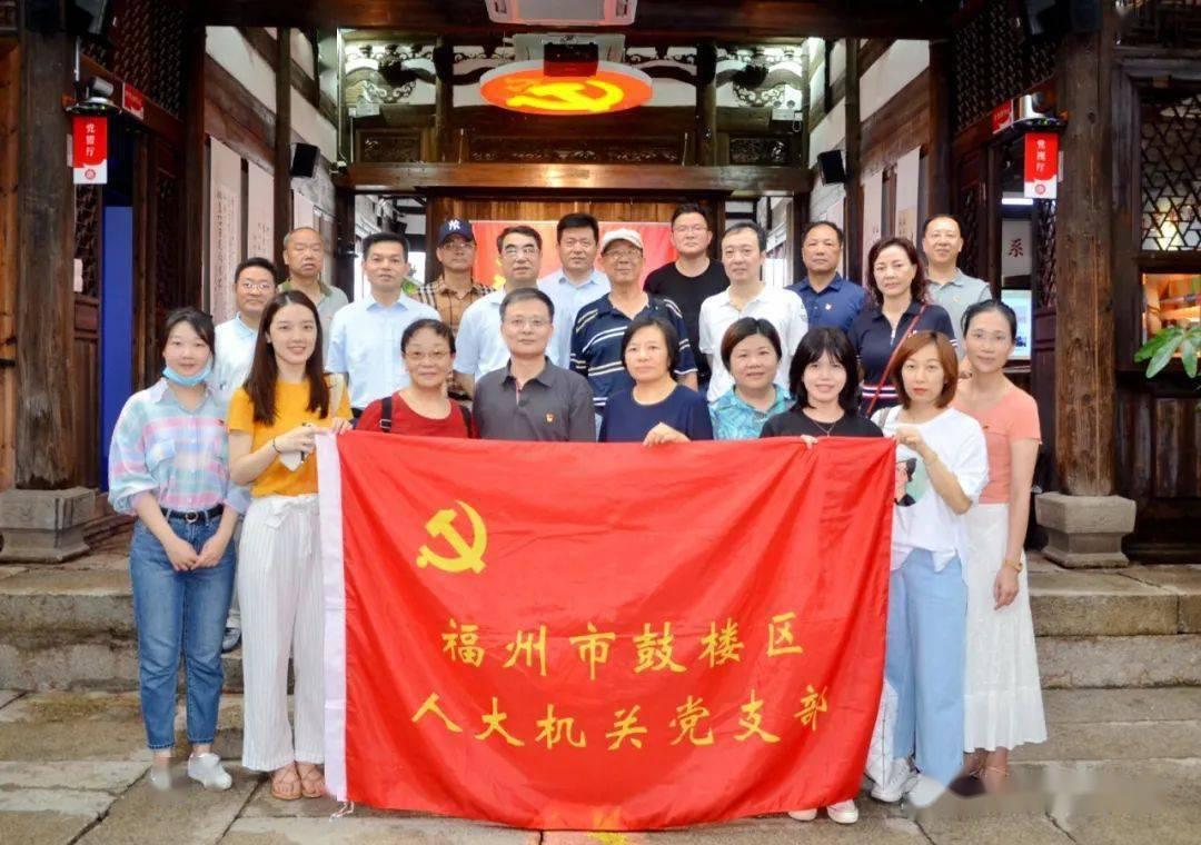60吨玉露香梨滞销，金昌戈壁播绿兵哥需要您的一份助力！